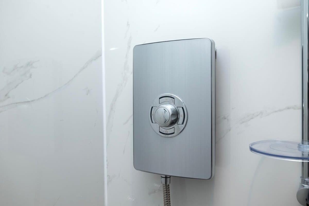 דירות אנפילד Cozy Single Level Flat With Parking מראה חיצוני תמונה